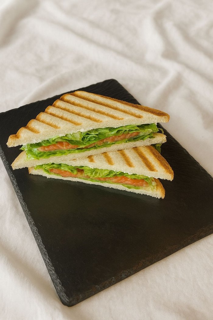 Сэндвич с лососем